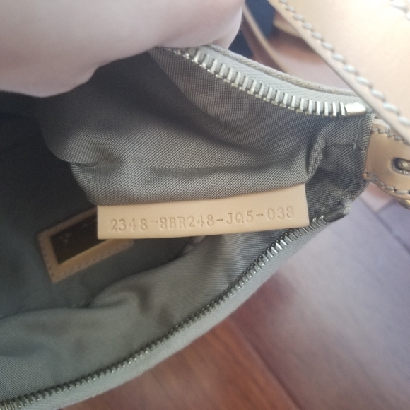 SOLD ❄️ Fendi Vintage Zucchino Oyster Bag - Picture 12 of 12